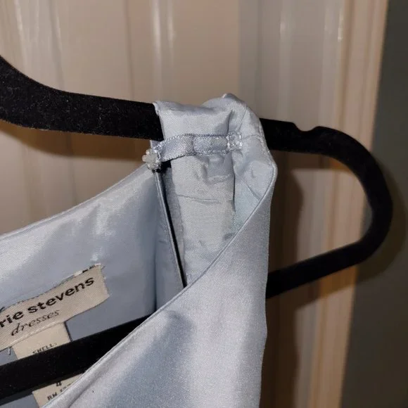Ice Blue Silk Sheath Dress - Picture 4 of 8